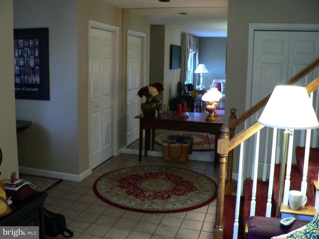 1833 Spring Ridge Lane Lancaster, PA 17603 - Photo 6 of 17 Gallery Image 6