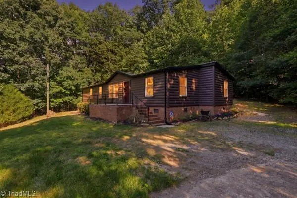 $285,000 | 1784 Snowberry Trail, Sophia, NC 27350