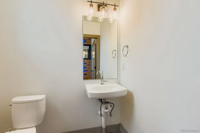 $2,750 | 1280 East Hampden Avenue, Unit B, Englewood, CO 80113