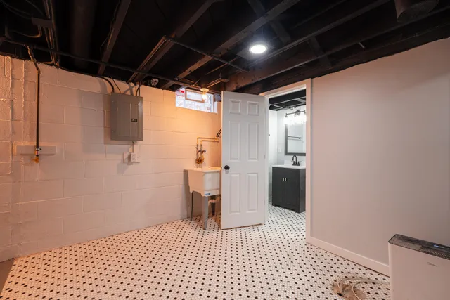 $219,900 | 5657 North 40th Street, Milwaukee, WI 53209