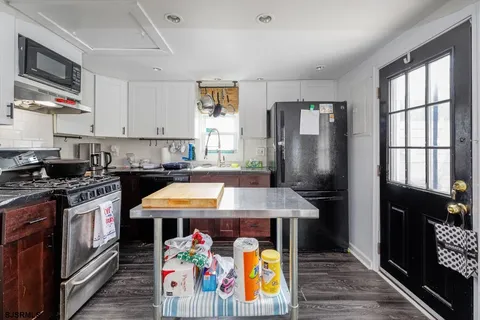 $750,000 | 100 Decatur Avenue, Somers Point, NJ 08244