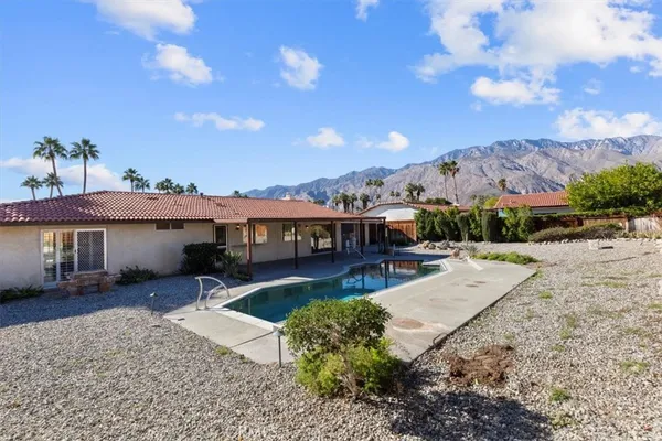 $710,000 | 2250 Tamarisk Road, Palm Springs, CA 92262