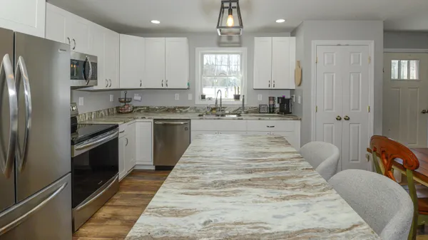 $359,900 | 7 Silver Way, Oxford, ME 04270