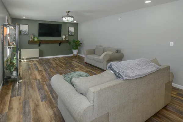 $359,900 | 7 Silver Way, Oxford, ME 04270
