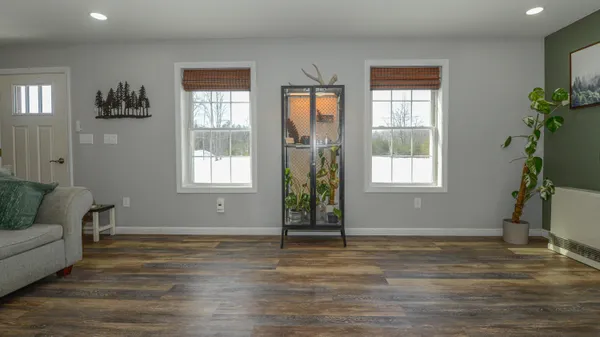$359,900 | 7 Silver Way, Oxford, ME 04270