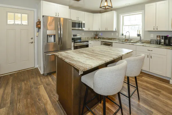 $359,900 | 7 Silver Way, Oxford, ME 04270