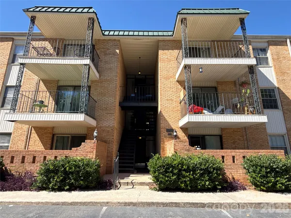 $1,850 | 4739 Hedgemore Drive, Unit N, Charlotte, NC 28209