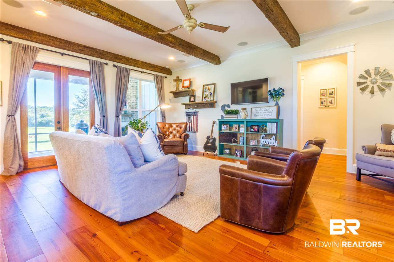 9700 Stucki Road Elberta, AL 36530 - Photo 10 of 30 Living room