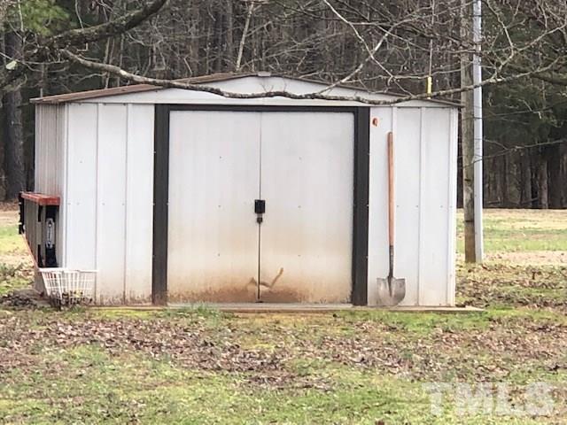 2535 Smith Road Oxford, NC 27565 - Photo 2 of 9 Gallery Image 2