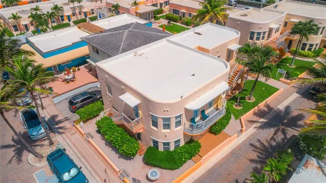 $465,000 | 311 Connecticut Street, Unit 4, Hollywood, FL 33019