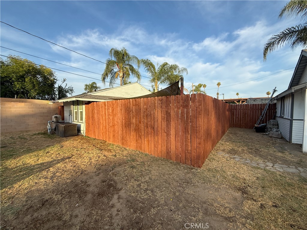 3479 Hoover Street Riverside, CA 92506 - Photo 20 of 26