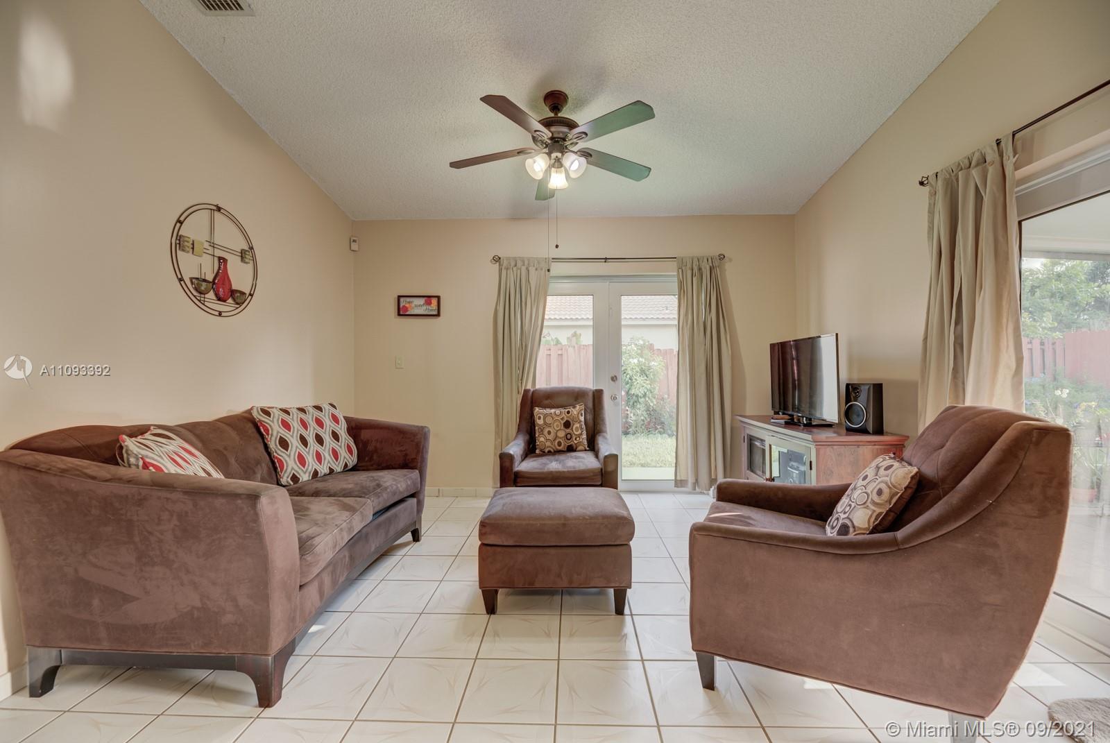 27905 Southwest 132nd Place Homestead, FL 33032 - Photo 13 of 33