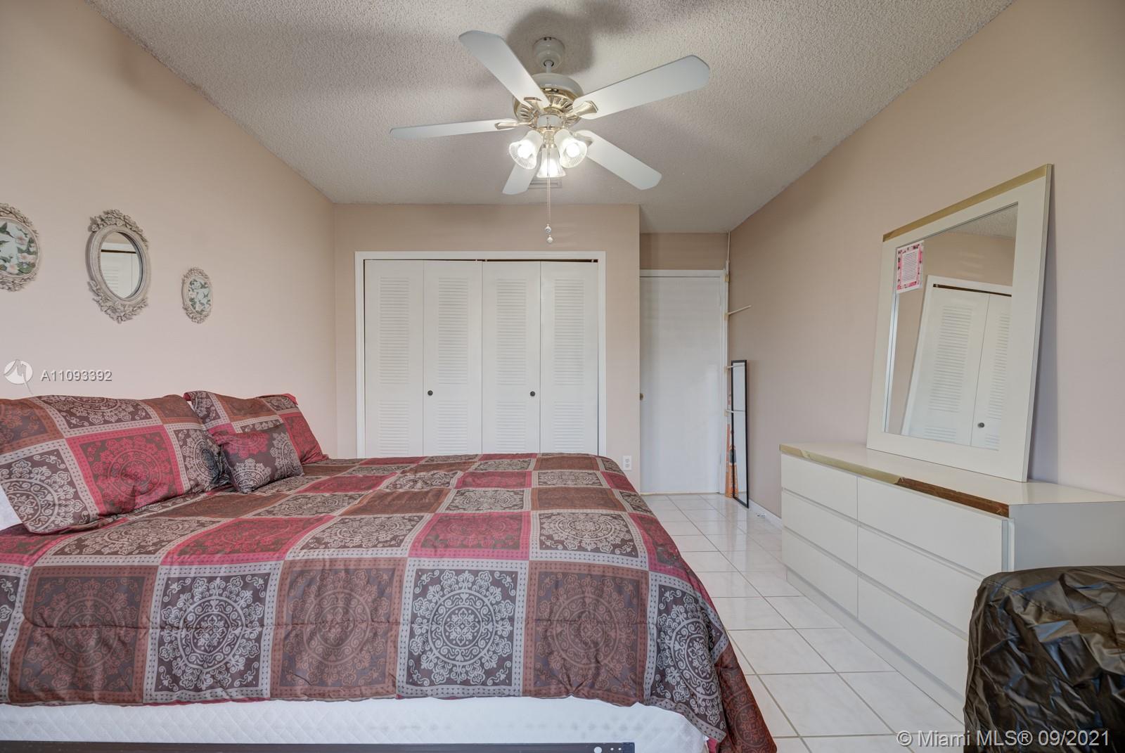 27905 Southwest 132nd Place Homestead, FL 33032 - Photo 18 of 33