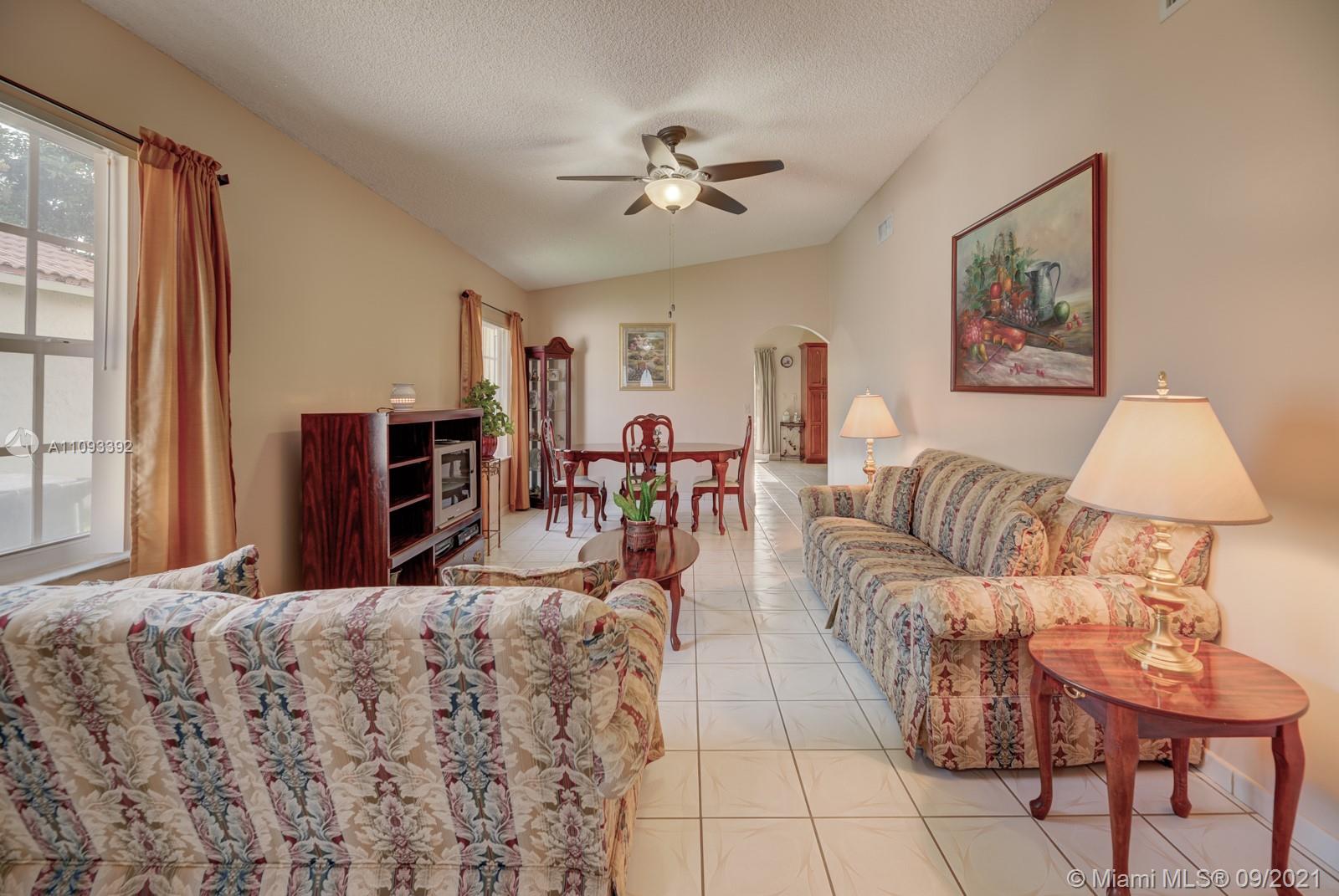 27905 Southwest 132nd Place Homestead, FL 33032 - Photo 3 of 33