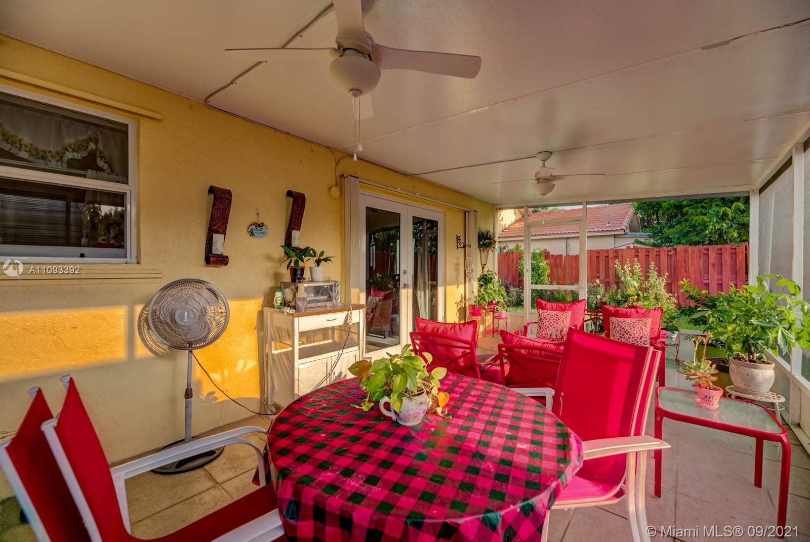 27905 Southwest 132nd Place Homestead, FL 33032 - Photo 25 of 33
