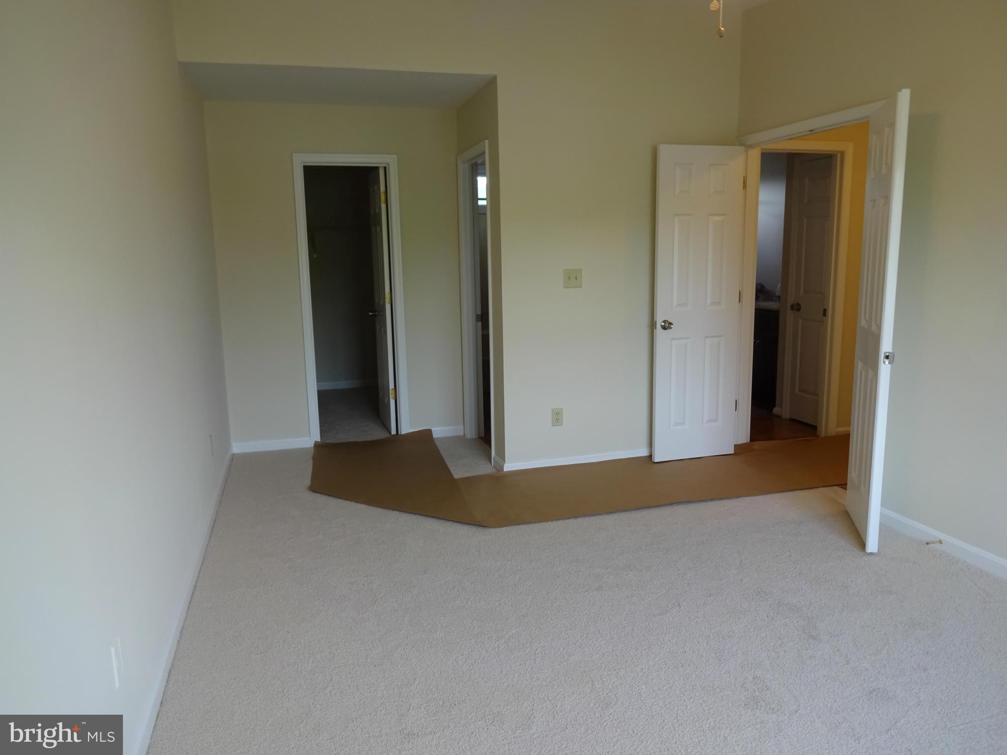 1613 Cape May Road Baltimore, MD 21221 - Photo 14 of 28 Master Bedroom-Full Master Bath & Walk in Closet