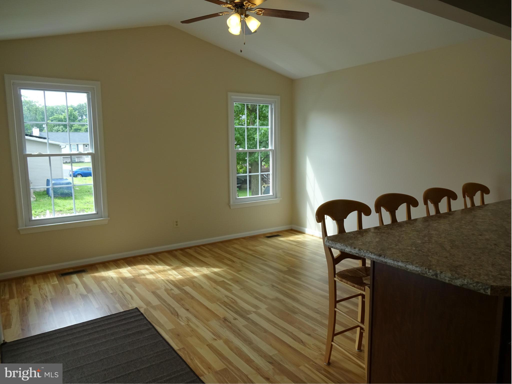 1613 Cape May Road Baltimore, MD 21221 - Photo 9 of 28 Sun Room / Breakfast Area