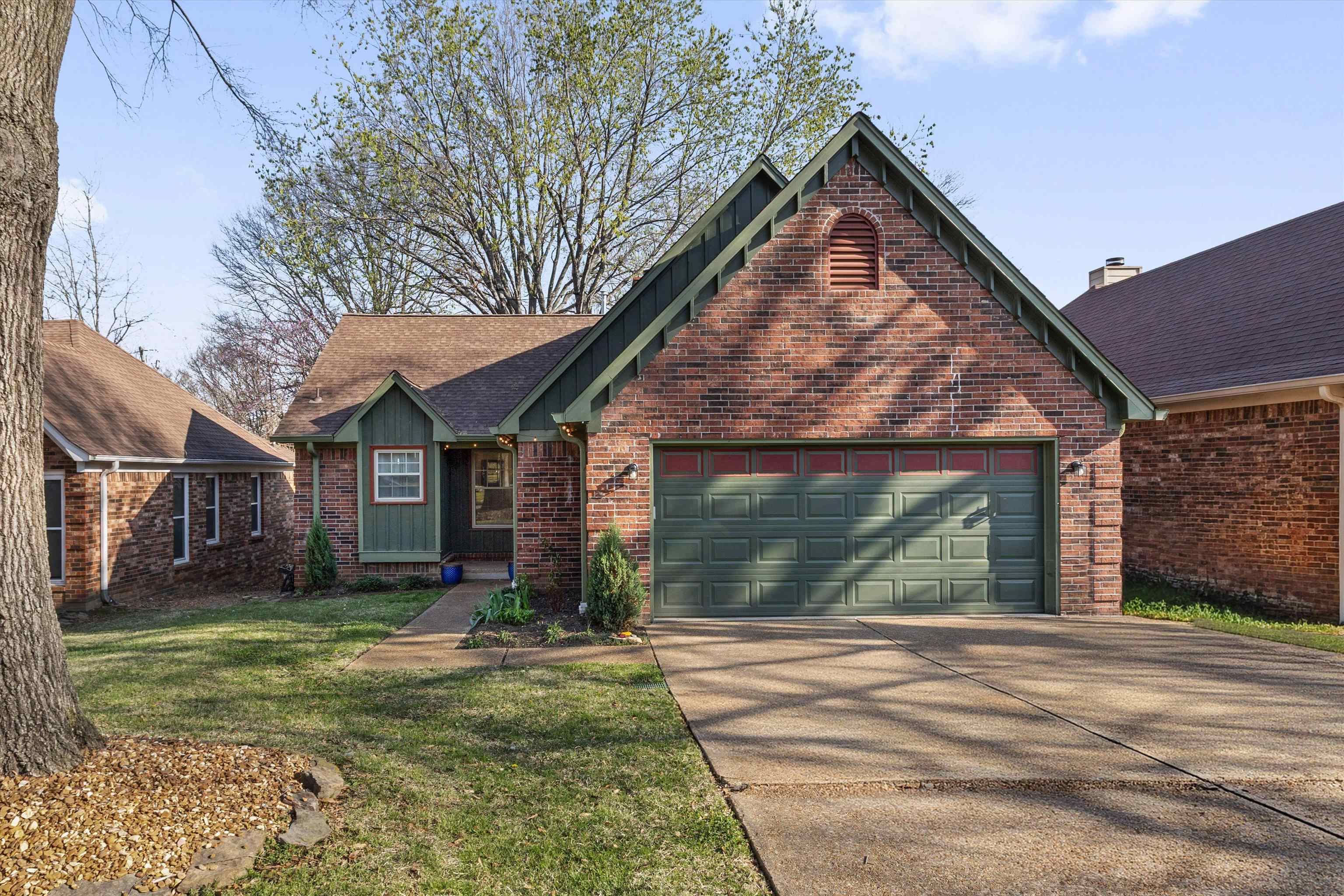 382 Booth Lane Collierville, TN 38017 - Photo 3 of 26