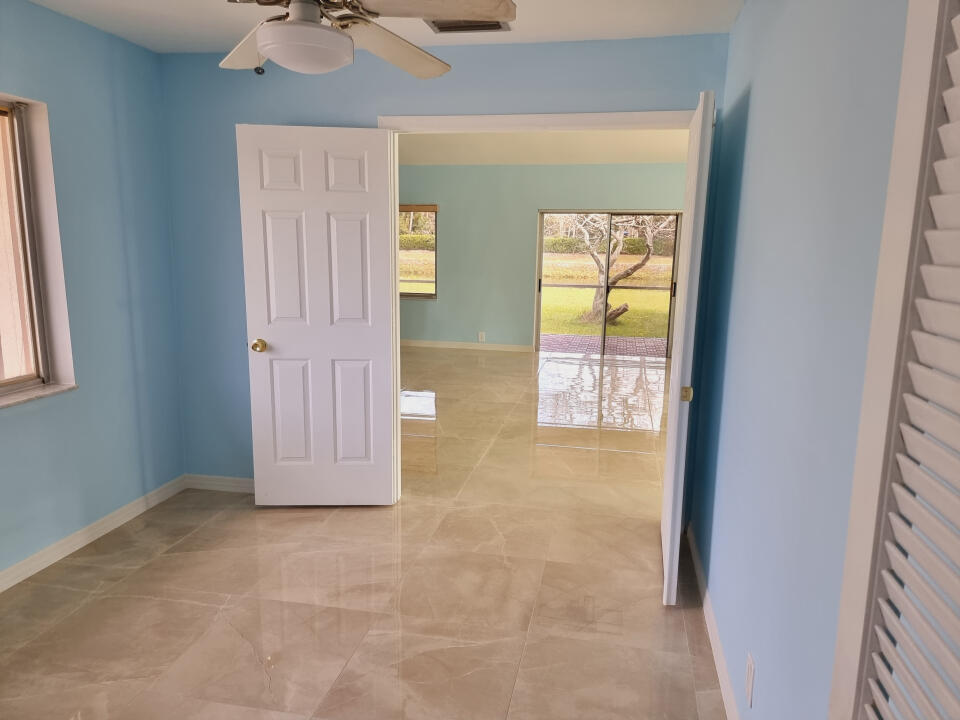 46 Vista Del Rio Boynton Beach, FL 33426 - Photo 15 of 19 15
