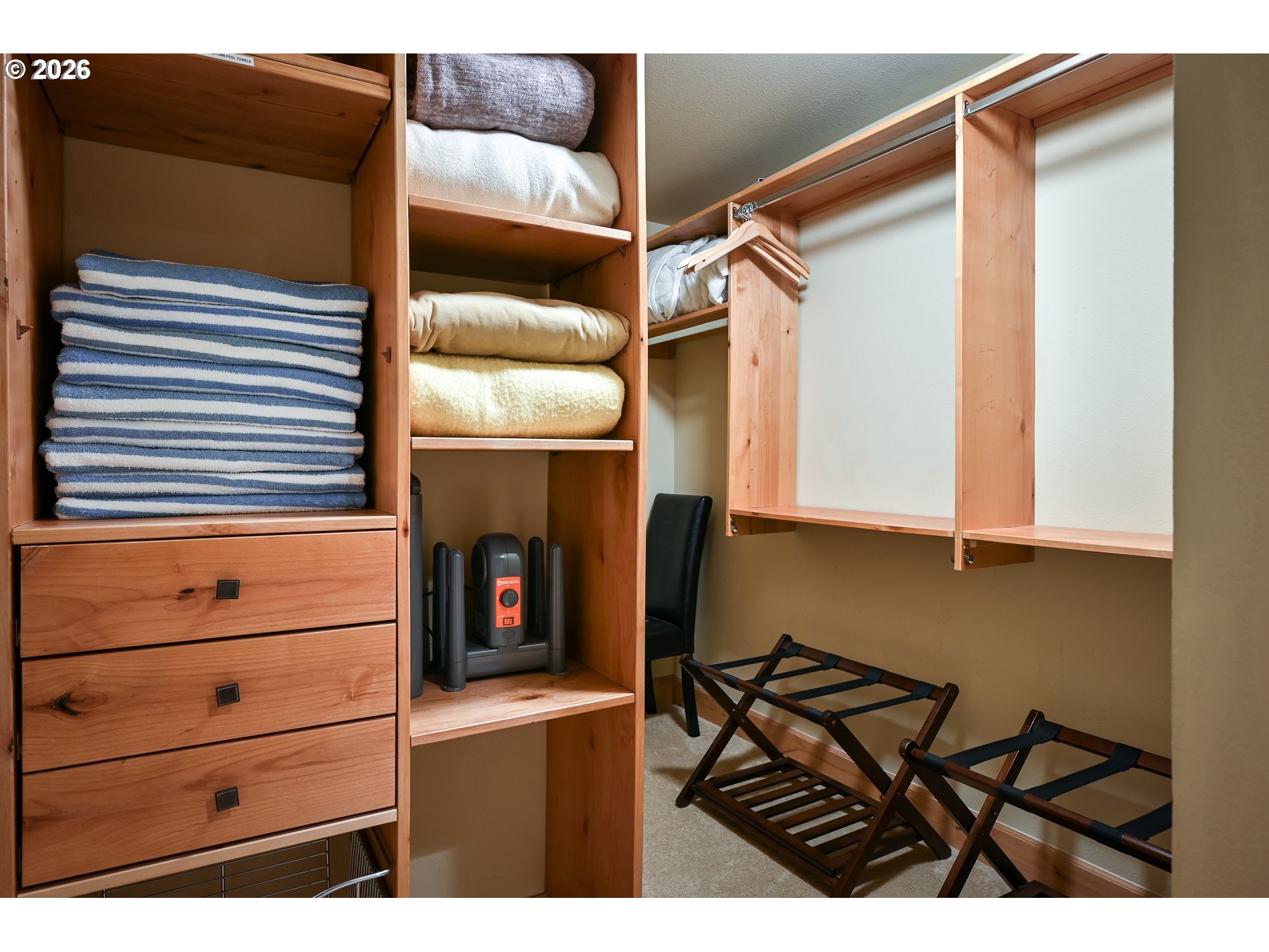 31250 East Collins Lake Road, Unit 6 Government Camp, OR 97028 - Photo 18 of 35 a view of walk in closet