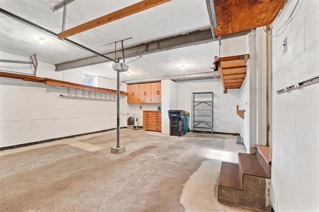 104 Dounreay Place Pittsburgh, PA 15237 - Photo 33 of 43 a view of a indoor garage