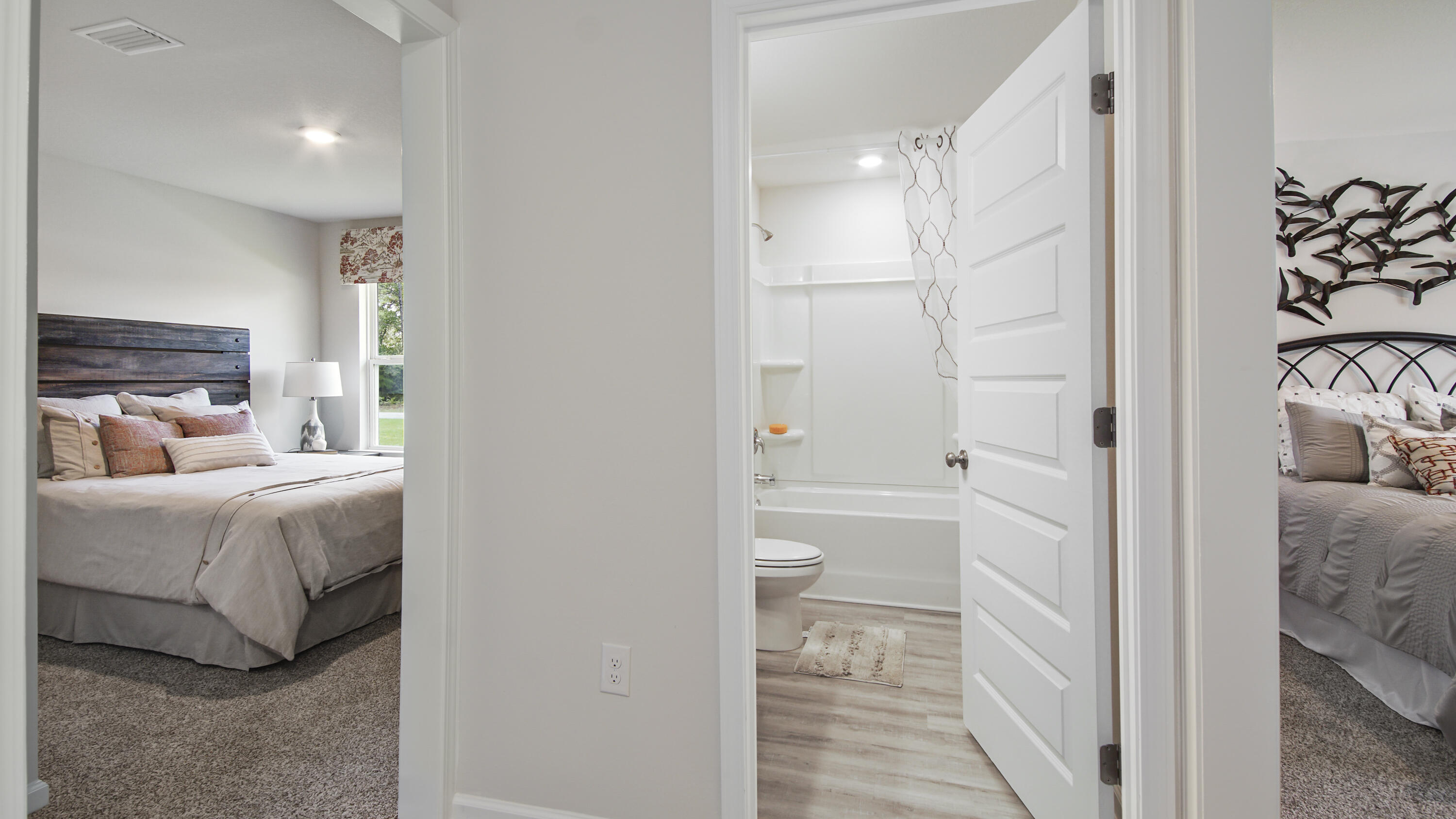 211 Gray Owl Drive Freeport, FL 32439 - Photo 20 of 35 a bathroom with a sink and a toilet