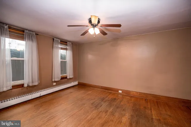 $240,000 | 100 South Chestnut Street, Mechanicsburg, PA 17055