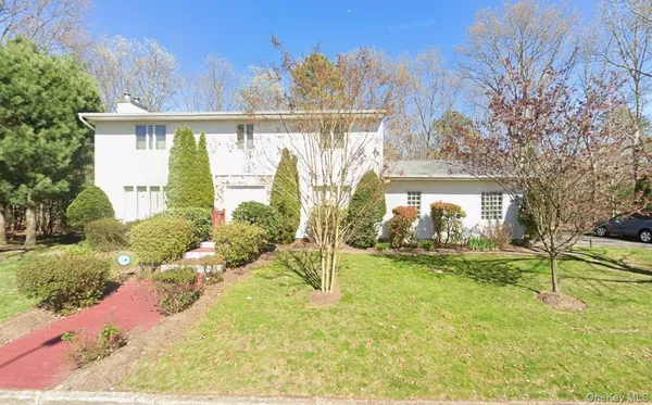 $829,000 | 21 Linden Avenue, Kings Park, NY 11754