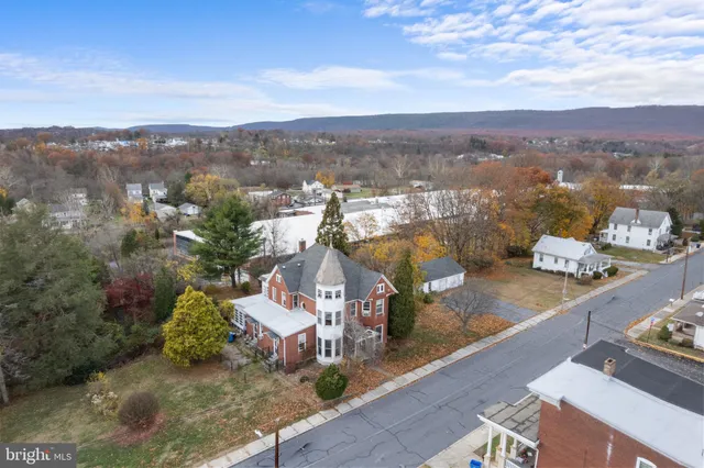 $395,000 | 47 Cherry Street, Walnutport, PA 18088