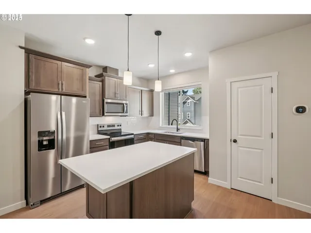 $449,900 | 21218 Southwest Ortiz Lane, Beaverton, OR 97003