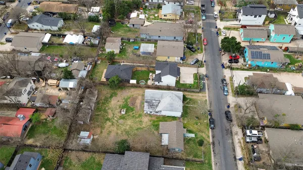 $420,000 | 6917 Carver Avenue, Austin, TX 78752