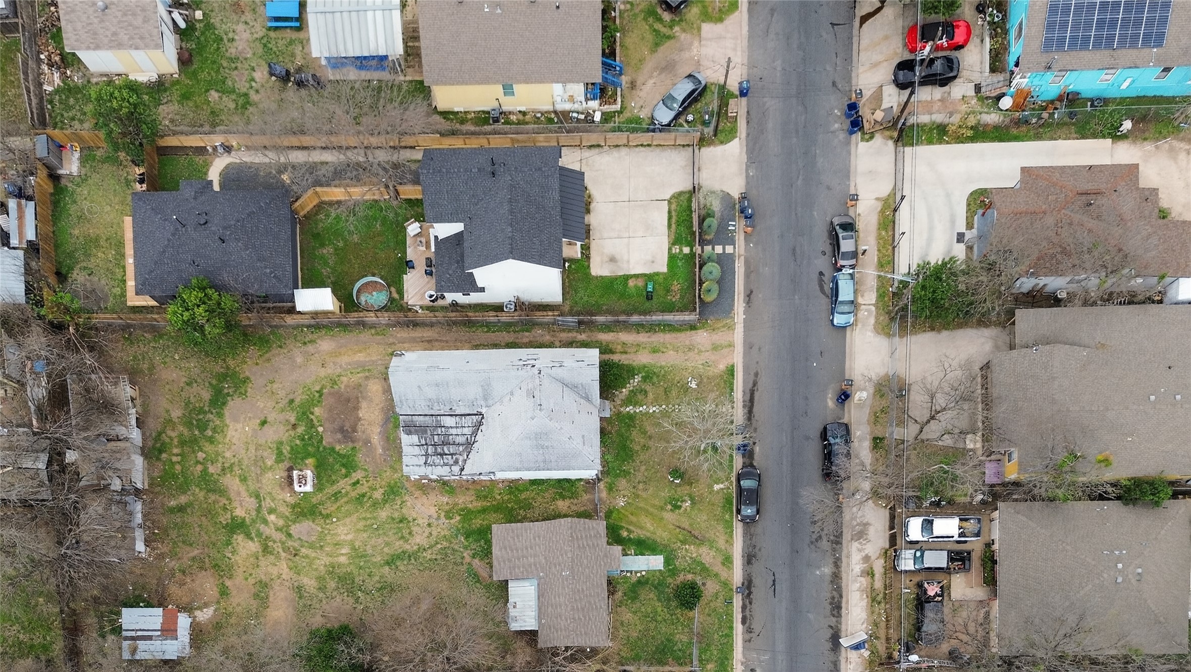 6917 Carver Avenue Austin, TX 78752 - Photo 7 of 16 an aerial view of a house with outdoor space