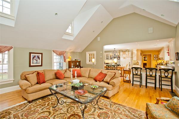 74 Hundreds Road Wellesley, MA 02481 - Photo 14 of 19