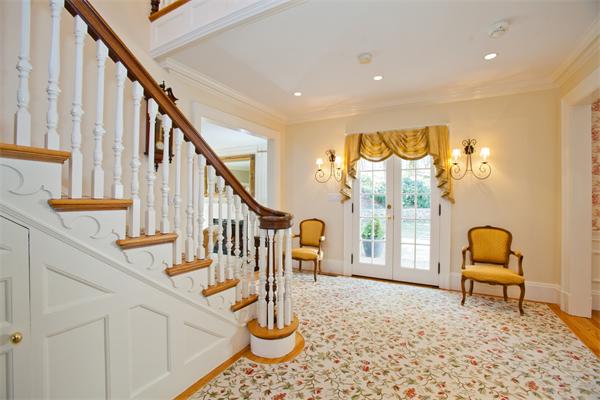 74 Hundreds Road Wellesley, MA 02481 - Photo 9 of 19