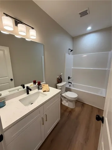 $459,000 | 3559 Delaware Road, Pomona, KS 66076