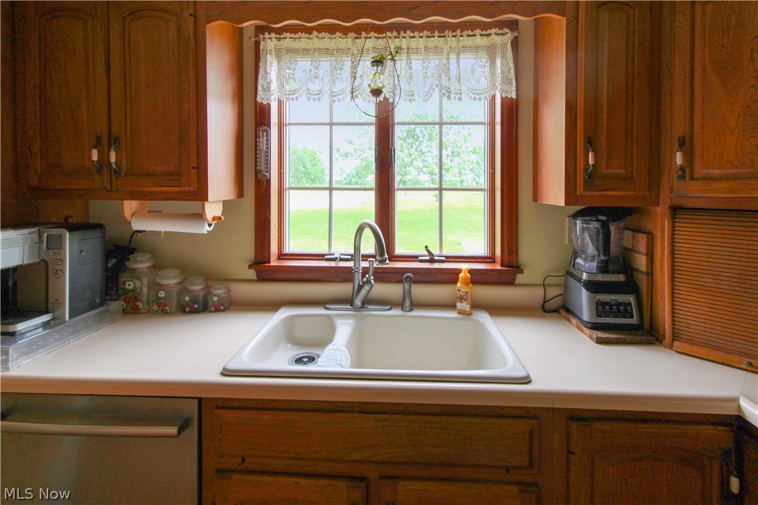 9775 West Bloom Road Oak Harbor, OH 43449 - Photo 18 of 48