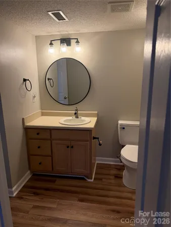 $1,850 | 1653 20th Ave Court Northeast, Hickory, NC 28601