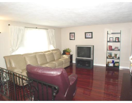 140 Kennedy Road Tewksbury, MA 01876 - Photo 8 of 10 Gallery Image 8