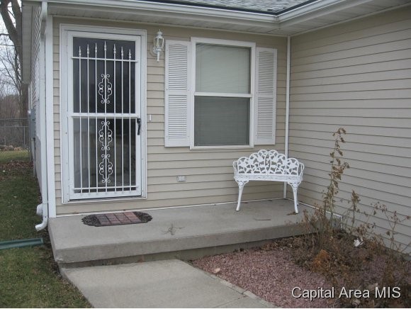 3010 Dunwich Street Springfield, IL 62702 - Photo 1 of 10