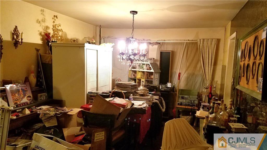 572 New Dover Road Colonia, NJ 07067 - Photo 4 of 10 a room with musical instruments