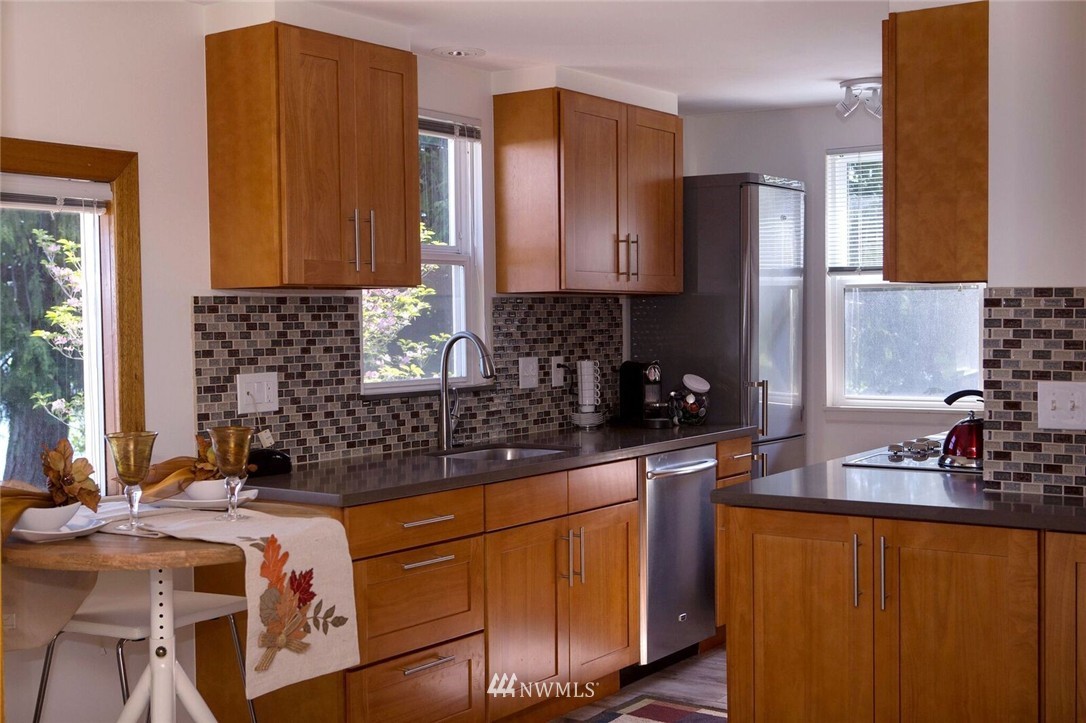691 Bachelor Road Sequim, WA 98382 - Photo 8 of 25 Gallery Image 8