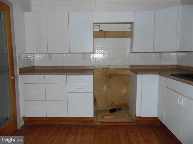 818 Joppa Farm Road Joppa, MD 21085 - Photo 6 of 20 Kitchen