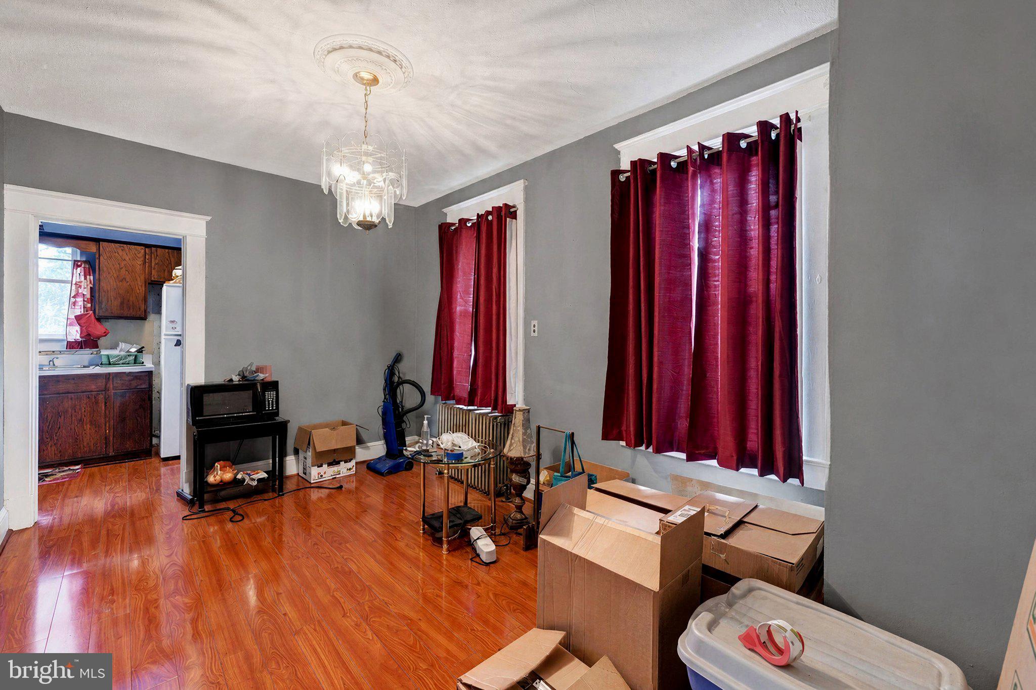 109 West Hilltop Road Baltimore, MD 21225 - Photo 16 of 32 Gallery Image 16