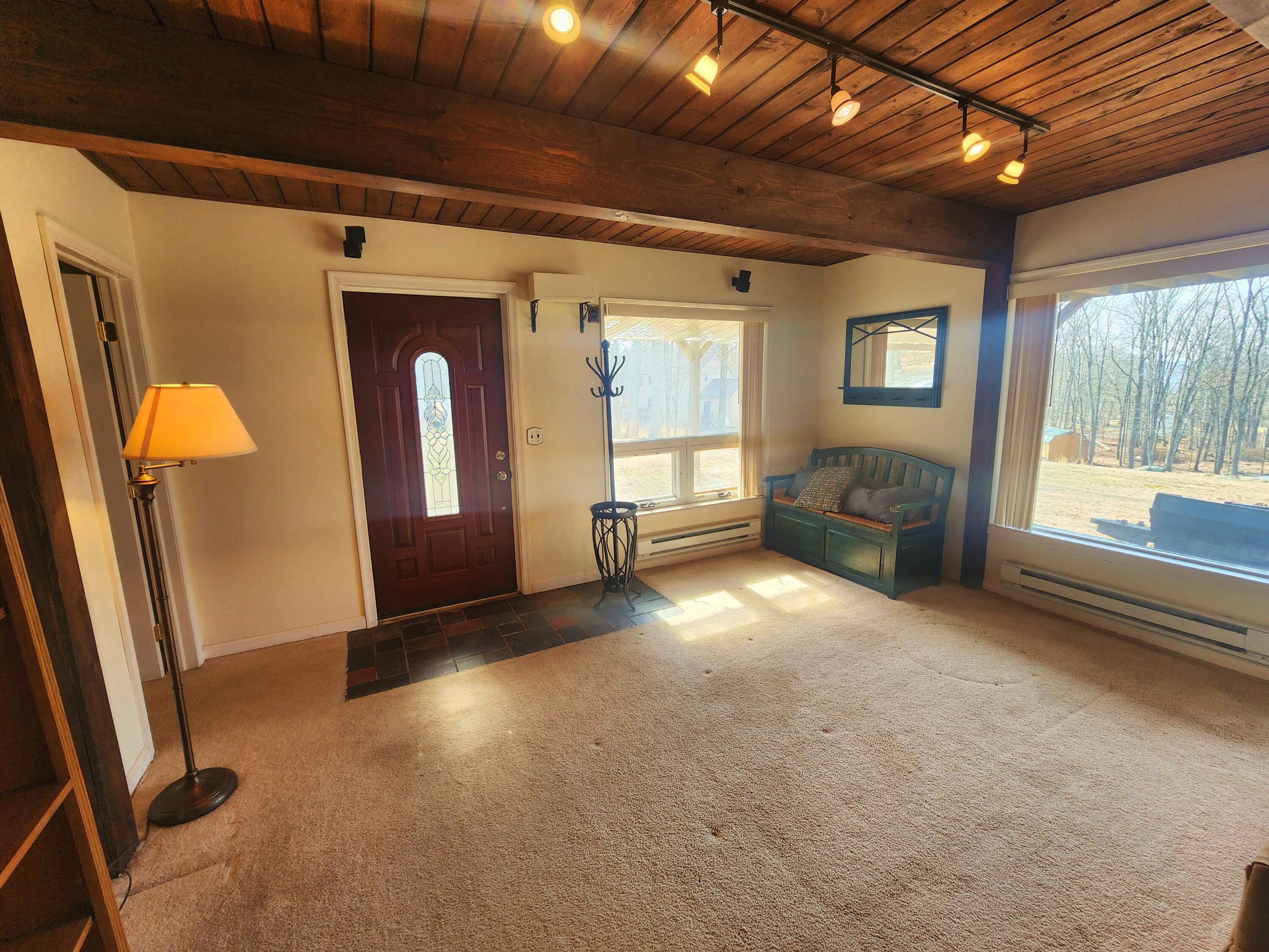 2263 Cramer Road Bushkill, PA 18324 - Photo 49 of 70 Family Room