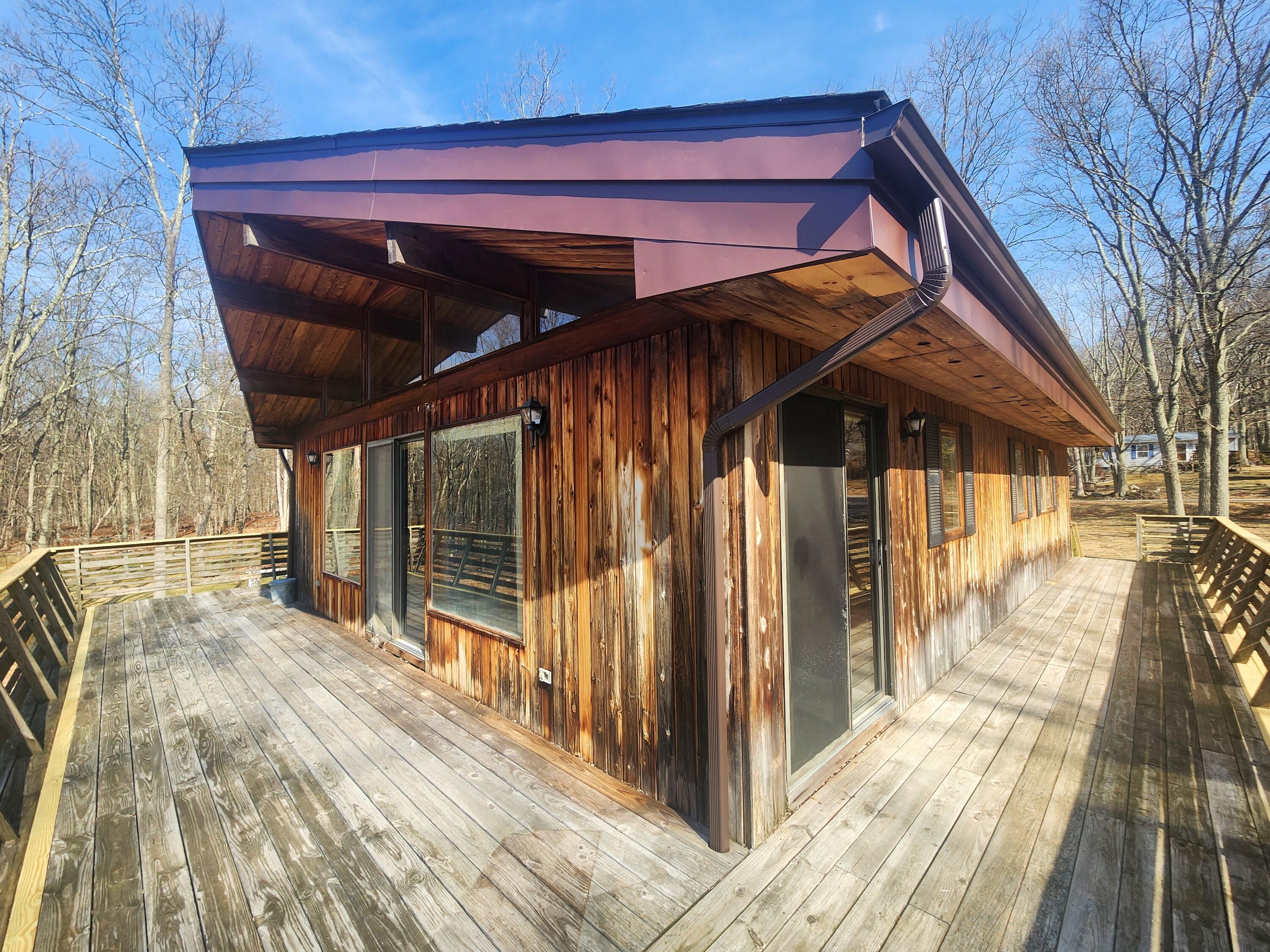 2263 Cramer Road Bushkill, PA 18324 - Photo 9 of 70 20250329_102900