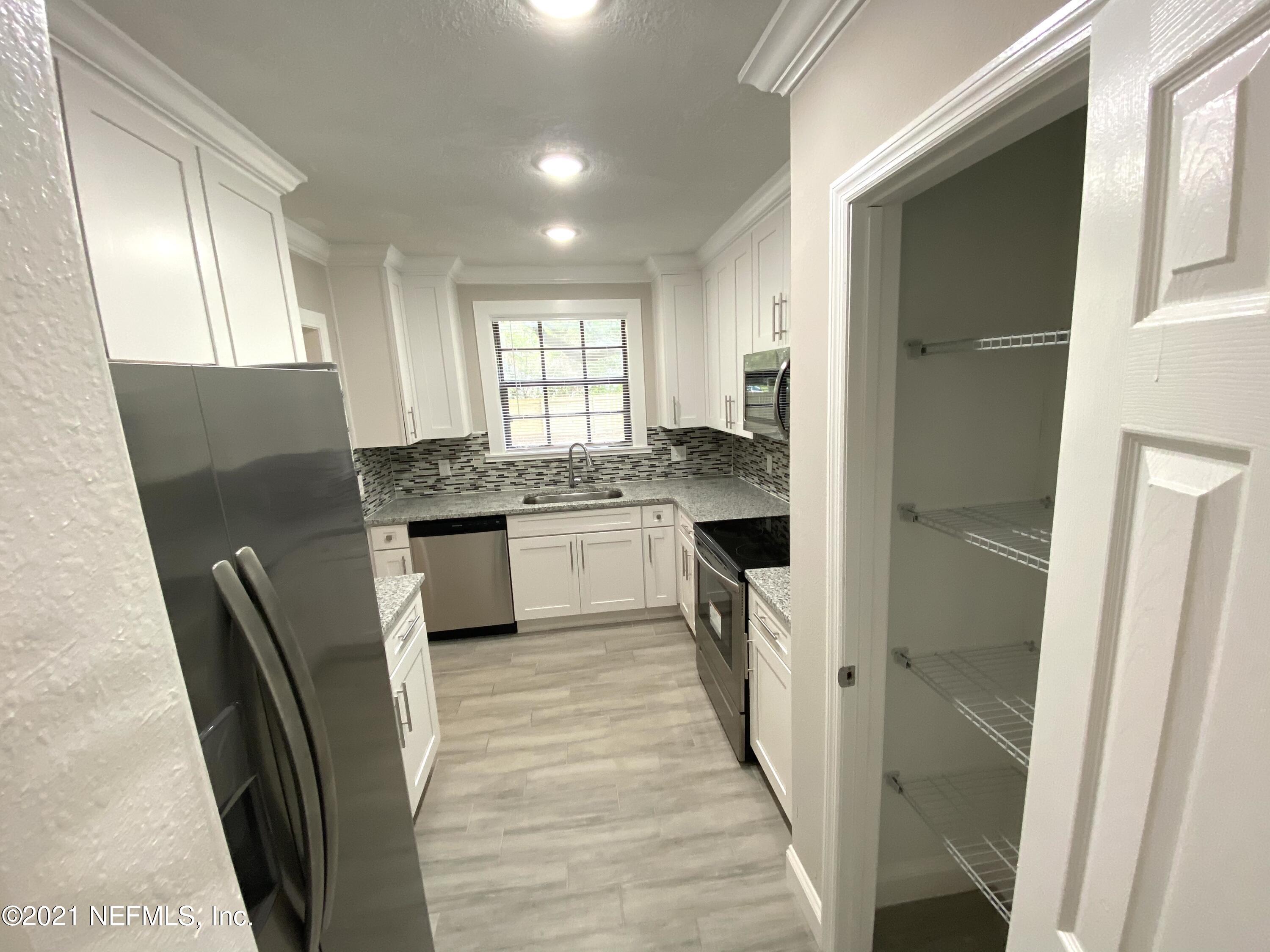 8253 Firetower Road Jacksonville, FL 32210 - Photo 8 of 28 IMG_0448