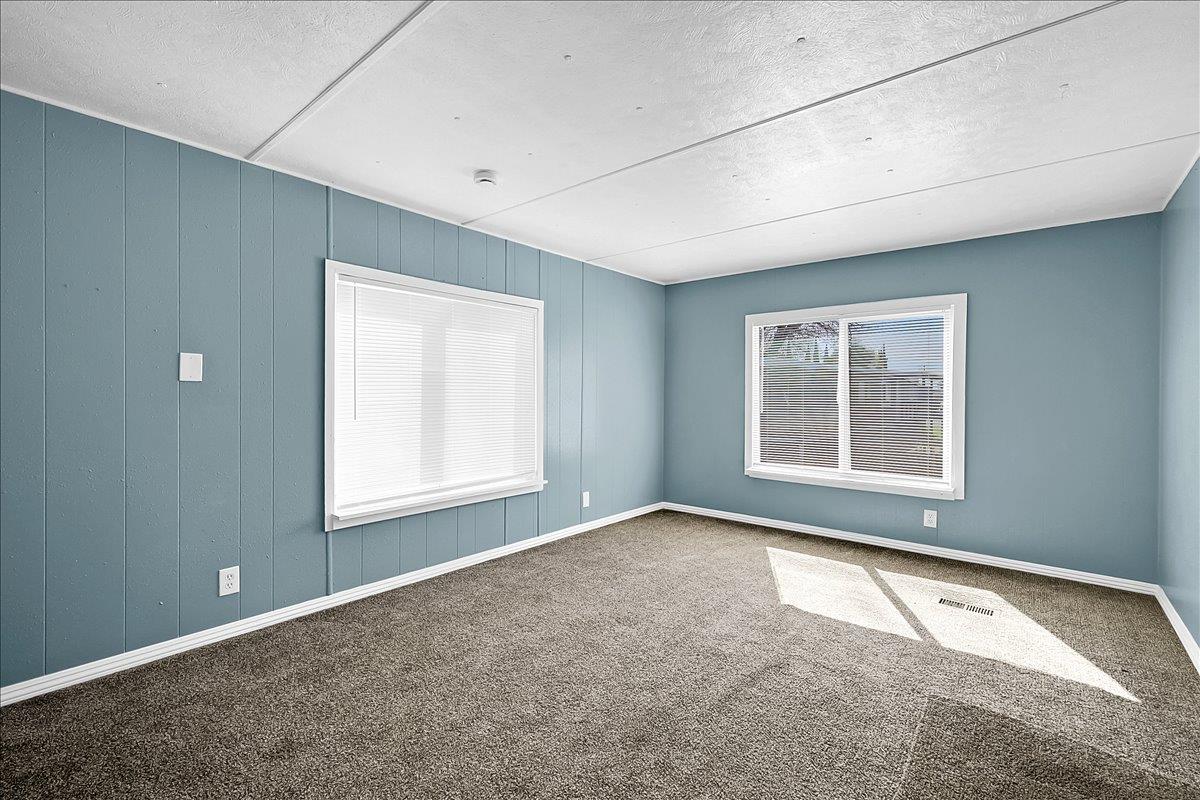1523 North Beale Road, Unit 47 Marysville, CA 95901 - Photo 8 of 17 an empty room with a window