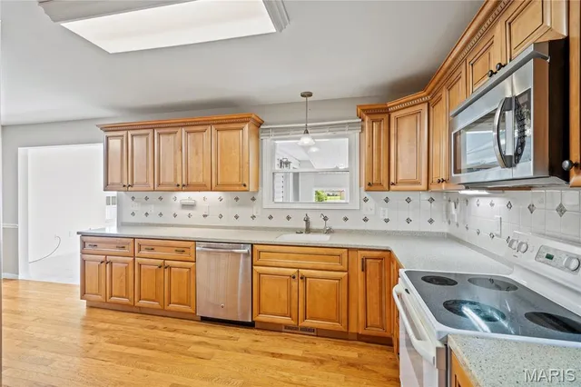 $325,000 | 710 Kleewood Drive, Fulton, MO 65251