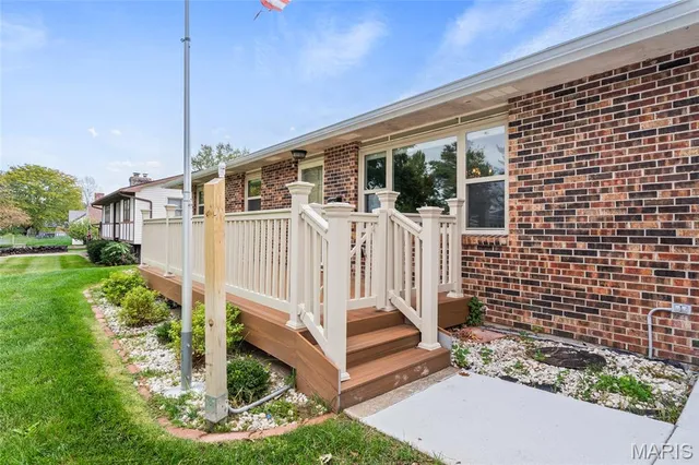 $325,000 | 710 Kleewood Drive, Fulton, MO 65251