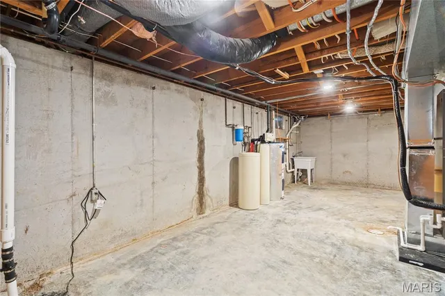 $325,000 | 710 Kleewood Drive, Fulton, MO 65251